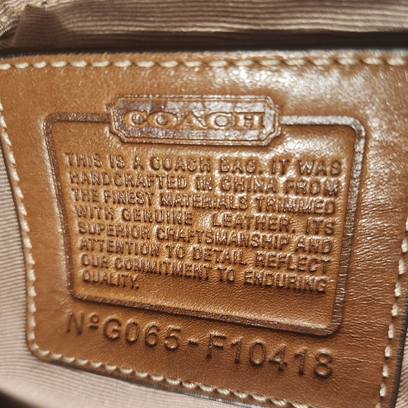 Coach Canvas & Leather handbag - Picture 2 of 2